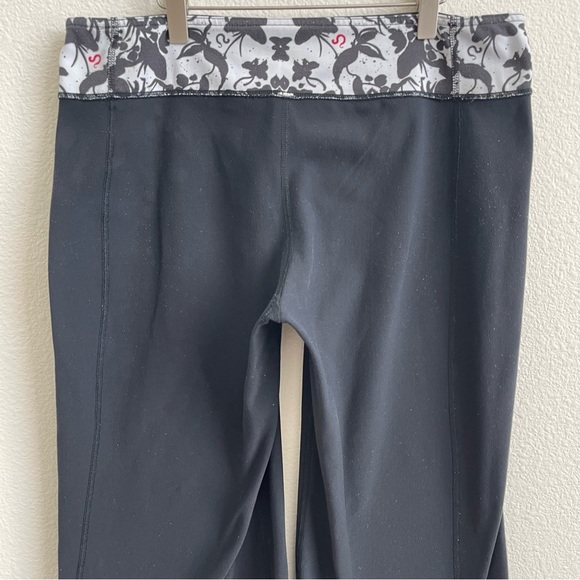 LULULEMON Black Groove Reversible Mid Rise Straight Wide Leg Yoga Pant Leggings - Picture 15 of 16